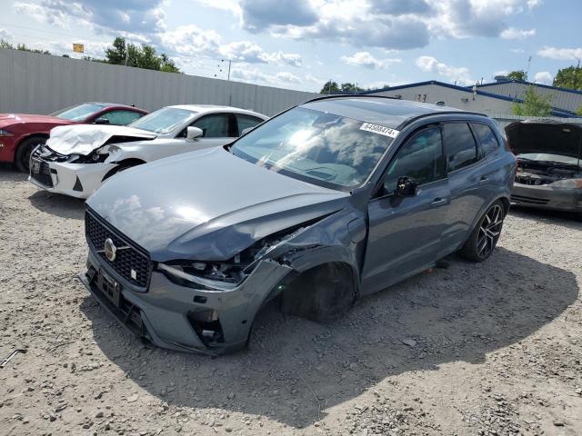  Salvage Volvo Xc60 Poles