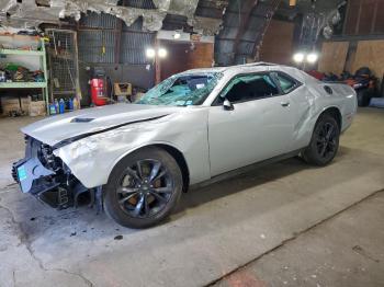  Salvage Dodge Challenger