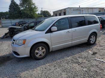  Salvage Dodge Caravan