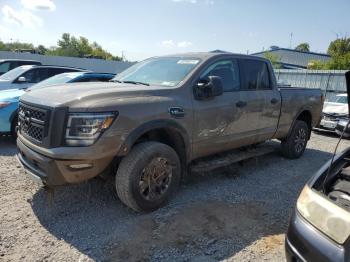  Salvage Nissan Titan