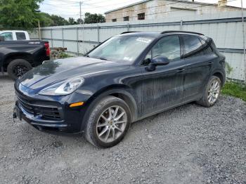  Salvage Porsche Cayenne