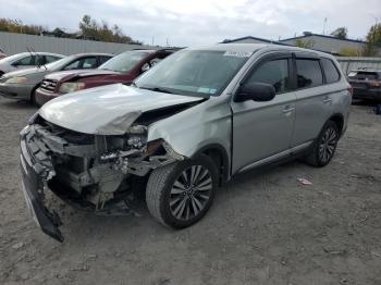  Salvage Mitsubishi Outlander