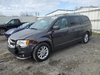  Salvage Dodge Caravan