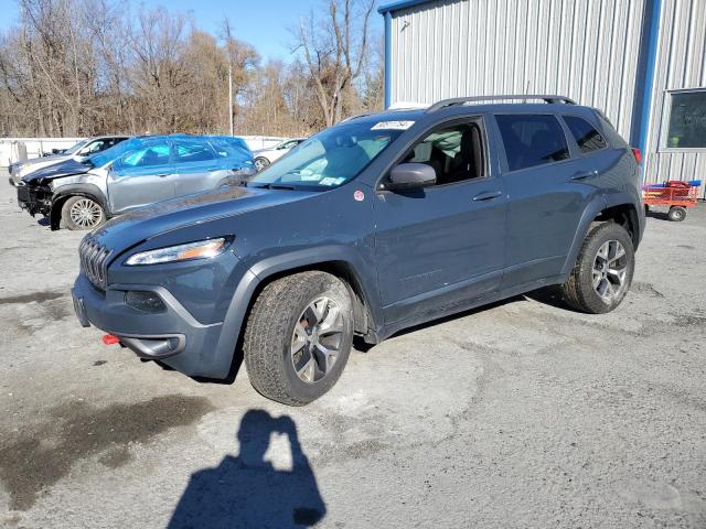  Salvage Jeep Cherokee