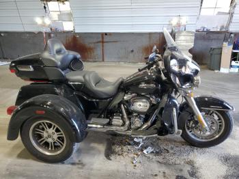  Salvage Harley-Davidson Fl