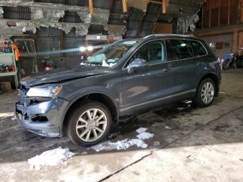  Salvage Volkswagen Touareg