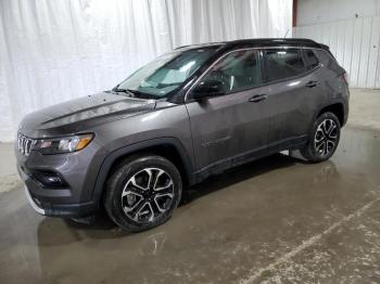  Salvage Jeep Compass