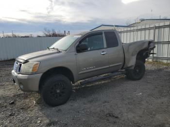  Salvage Nissan Titan