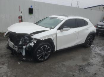  Salvage Lexus Ux