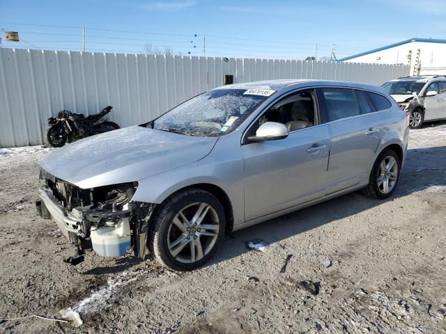  Salvage Volvo V60