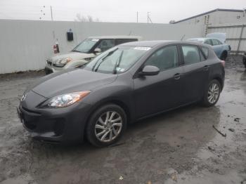  Salvage Mazda 3