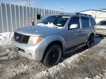  Salvage Nissan Pathfinder