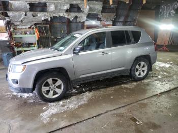  Salvage Jeep Compass