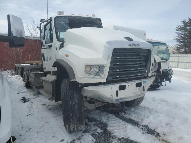  Salvage Freightliner 114sd