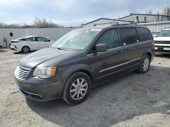  Salvage Chrysler Minivan