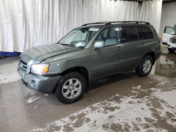  Salvage Toyota Highlander