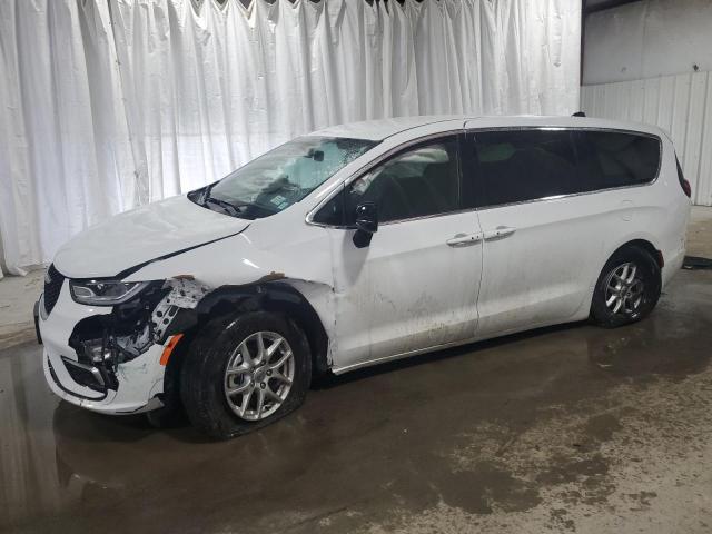  Salvage Chrysler Pacifica