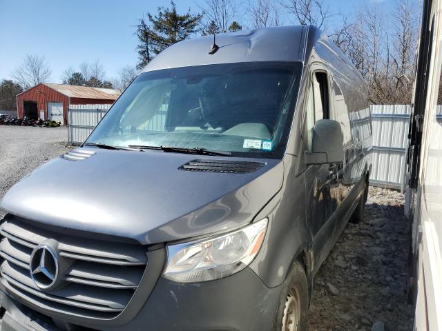  Salvage Mercedes-Benz Sprinter