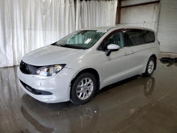  Salvage Chrysler Pacifica