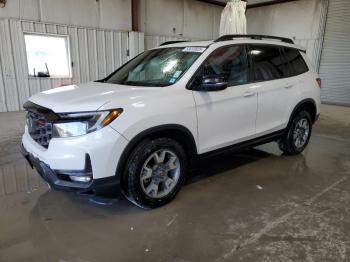  Salvage Honda Passport