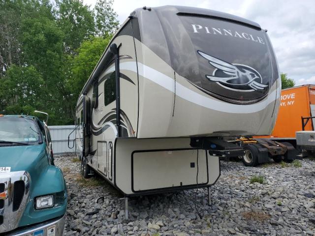  Salvage Jayco Pinnacle