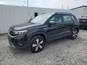  Salvage Volkswagen Taos