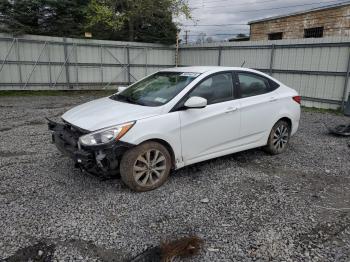  Salvage Hyundai ACCENT