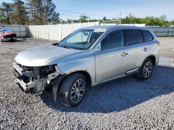  Salvage Mitsubishi Outlander