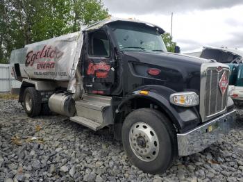  Salvage Peterbilt 567