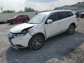  Salvage Mitsubishi Outlander