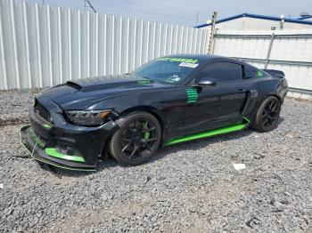  Salvage Ford Mustang