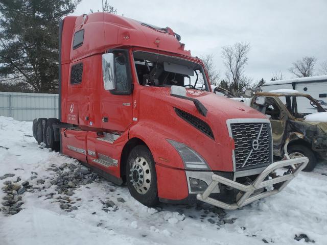  Salvage Volvo Vn