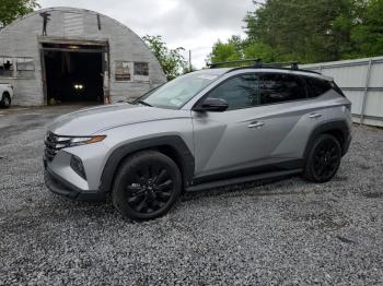  Salvage Hyundai TUCSON