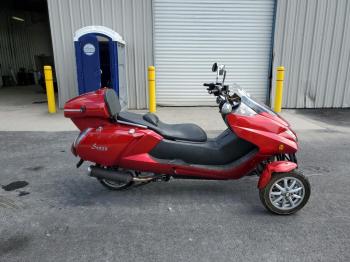  Salvage Sunn Scooter
