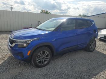  Salvage Kia Seltos