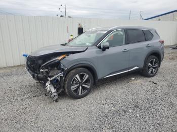  Salvage Nissan Rogue