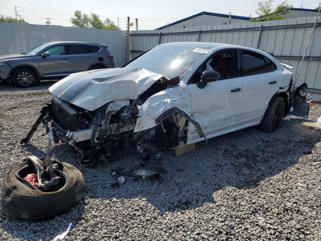 Salvage Porsche Cayenne