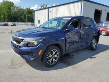  Salvage Kia Seltos