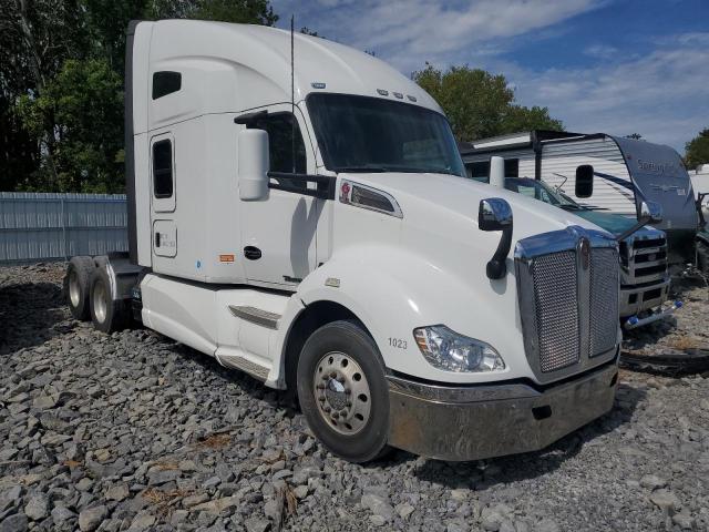  Salvage Kenworth Constructi