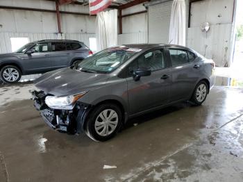  Salvage Nissan Versa