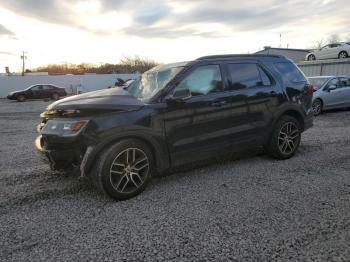  Salvage Ford Explorer