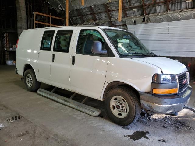 GMC Savana G2500 Image 4