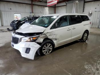  Salvage Kia Sedona