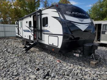  Salvage Heartland Rv Sundance 3