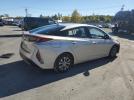 Toyota Prius Le Image 4