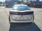 Toyota Prius Le Image 2