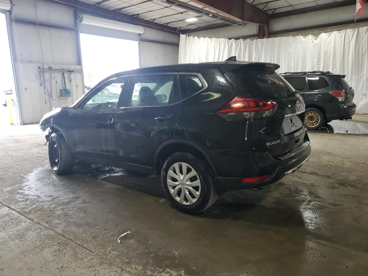 Nissan Rogue S Image 6