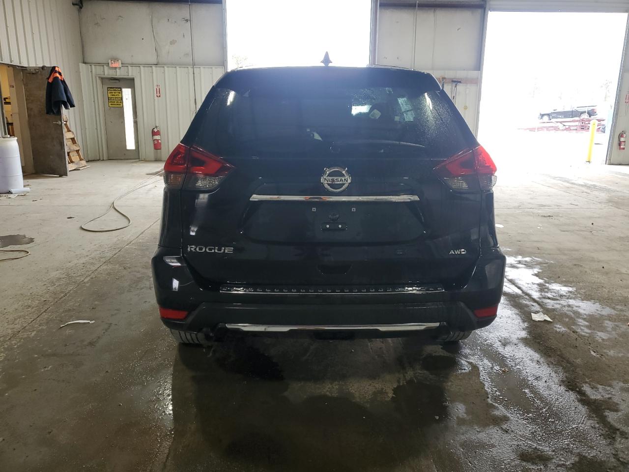 Nissan Rogue S Image 8