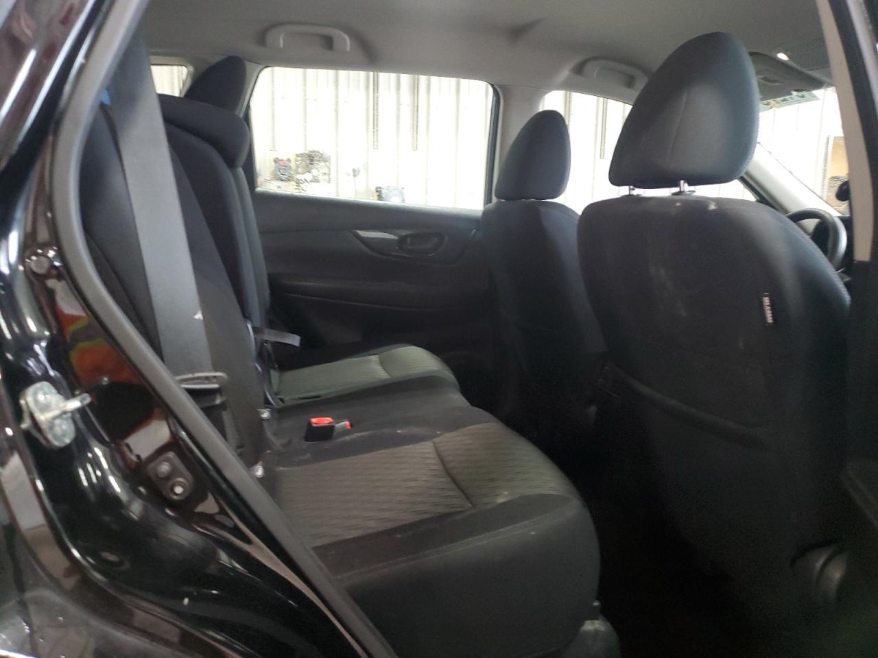 Nissan Rogue S Image 14