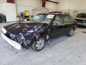  Salvage Volvo 960